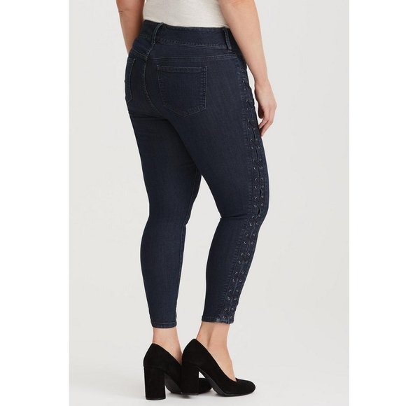 Plus Size 26 Torrid Jegging Jeans Dark Wash side lace-up Womens stretchy - Picture 4 of 7